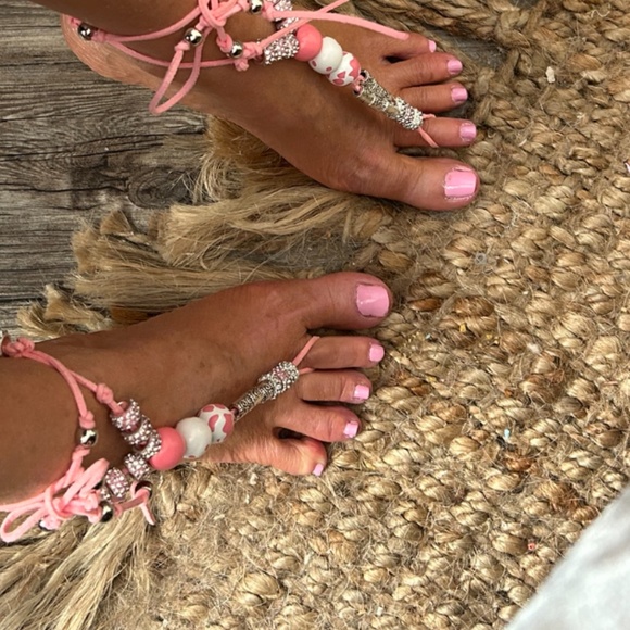 Sandals - Picture 3 of 17